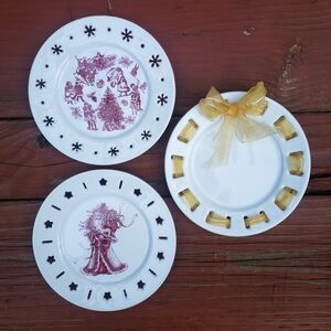 (3) Small Decorative Christmas Plate Set - 6"